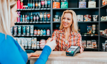 Como lidar com clientes difíceis no mercado pet care